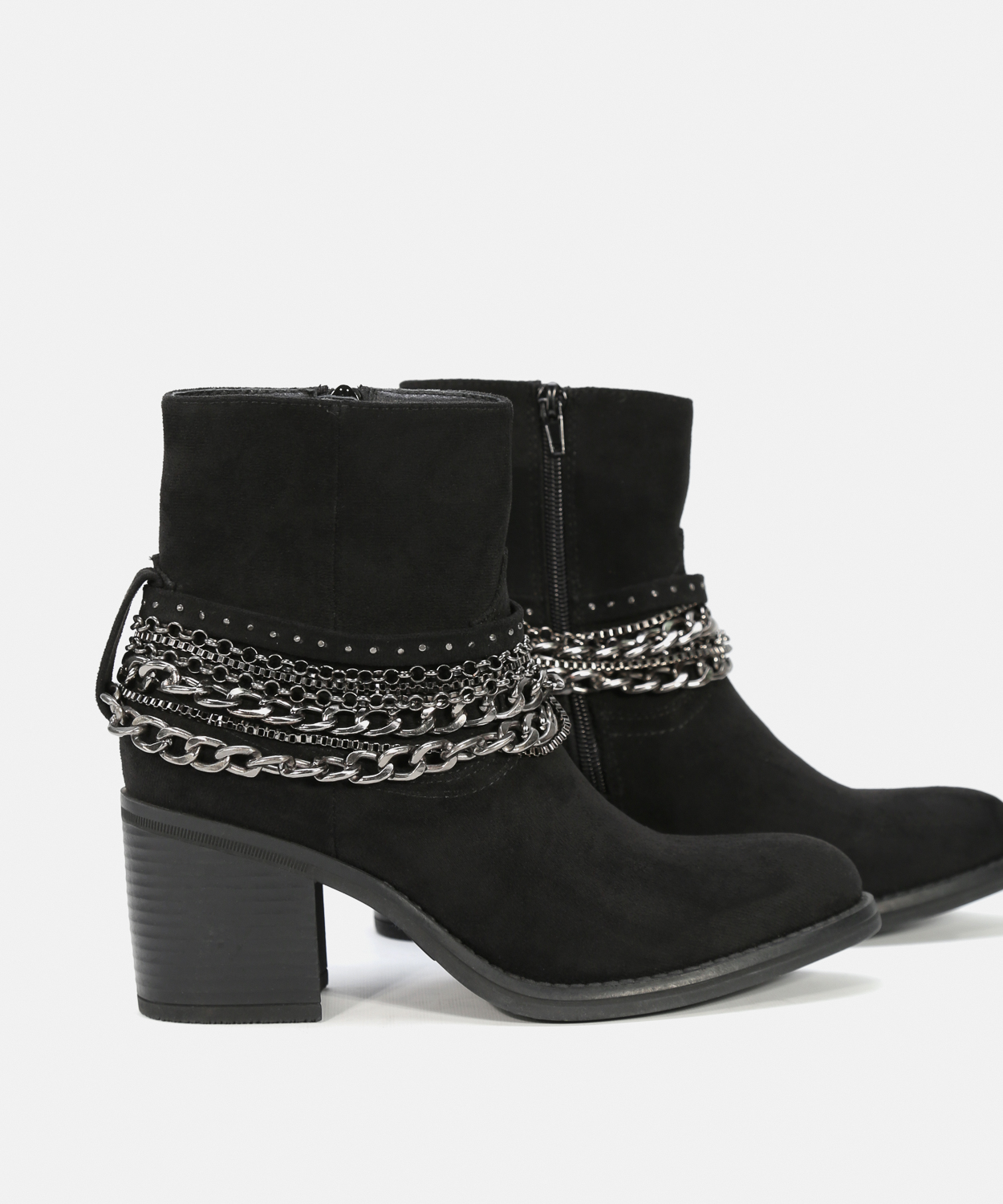 Botines negros tac&oacute;n adorno cadena image number null